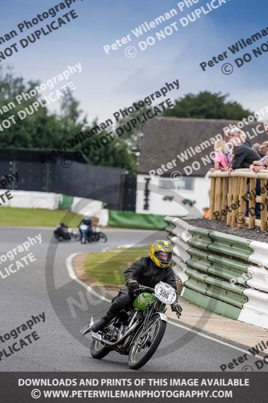 Vintage motorcycle club;eventdigitalimages;mallory park;mallory park trackday photographs;no limits trackdays;peter wileman photography;trackday digital images;trackday photos;vmcc festival 1000 bikes photographs